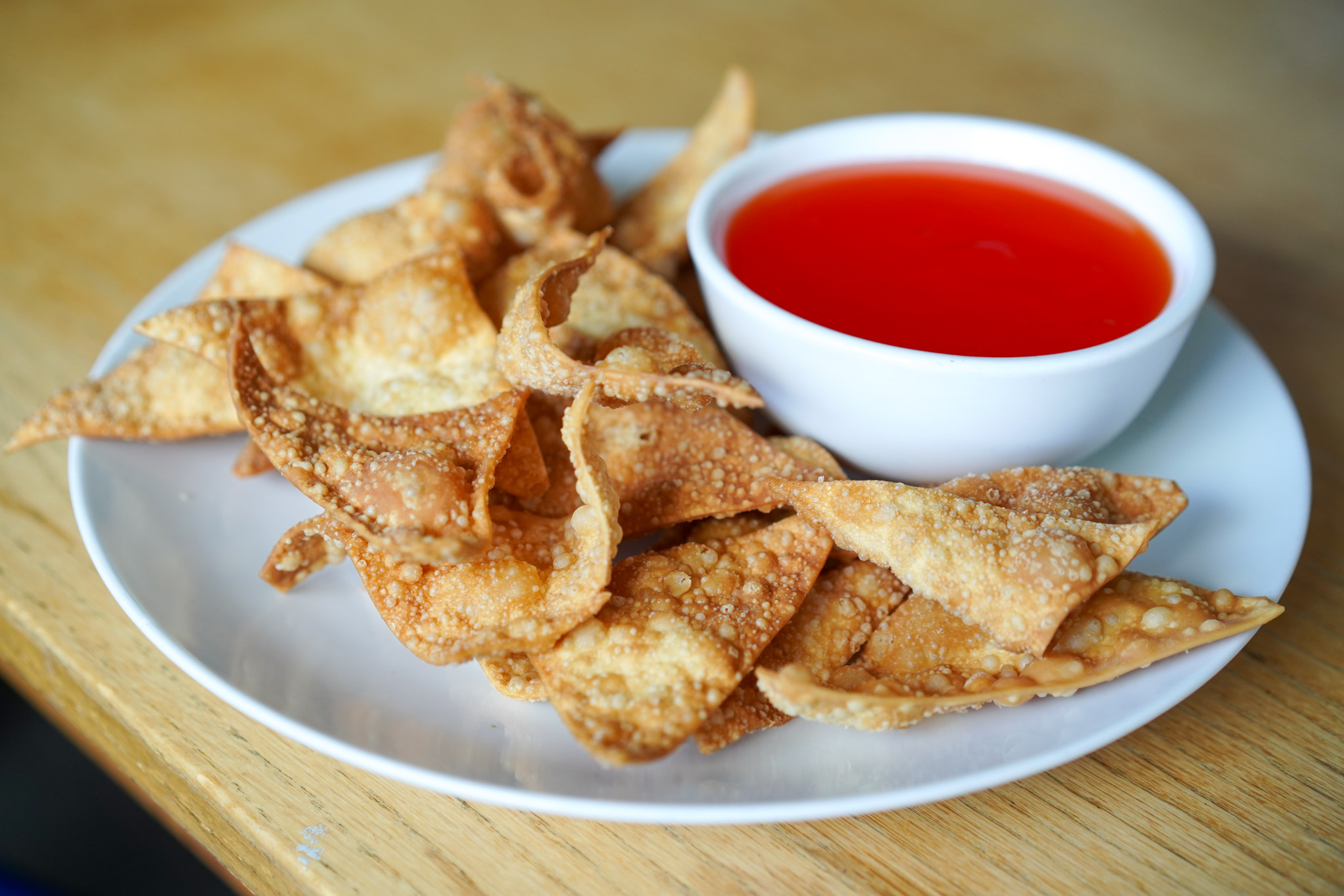Wontons and dipping sauce at Riverside Restaurant